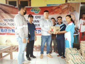 PT GNI Kucurkan 160 Paket Bahan Makanan & 320 Rak Telur di Panti Asuhan