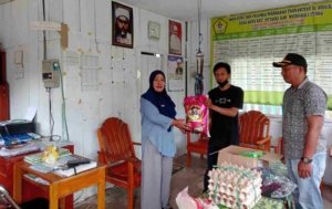 Harlah Beritamorut.com ke-3 dan Hari Pers Nasional, Jurnalis Kunjungi Pesantren Alkhairaat Desa Koya.
