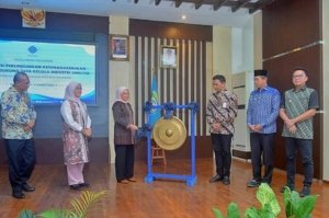 Bupati Morut Hadiri Sosialisasi Perlindungan Ketenagakerjaan di Morowali.
