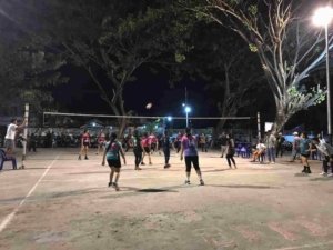 Tim Voli Putri Sampalowo Tampil Memukau
