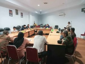 DPRD Morut RDP Soal Aktivitas Warsita Karya di desa Mondowe
