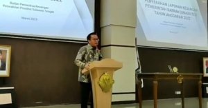 Bupati Delis Serahkan LKPD Morut Tahun 2022 ke BPK Sulteng