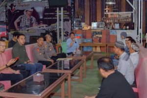 Direktur PT Central Omega Resources Tbk Buka Puasa Bersama Jurnalis Morut.