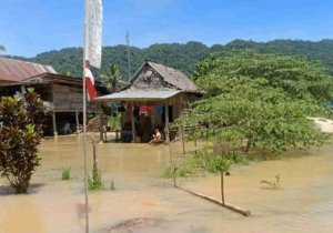 Banjir di Morut Kala Tahun Politik.