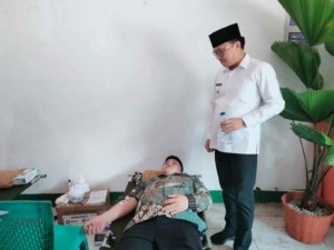 Hari Buruh, Karyawan PT GNI Gelar Donor Darah dan Kegiatan Kesenian