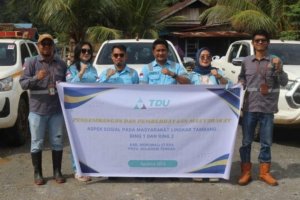 Peduli Sosial Warga Lingkar Tambang Morut, PT TDU Salurkan 600 Paket Sembako