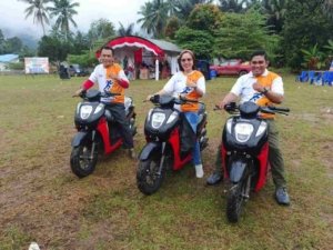 Pokir Yaristan Palesa Bantu 3 Motor Untuk Pendeta dan Mimbar Untuk Masjid.