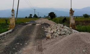 Dikerjakan Kontraktor dari Bangkep, Proyek Jalan Togo Anggaran 4 Miliar Tahun 2024 Belum Selesai