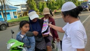 Jurnalis Nasrani Morut Berbagi di Bulan Ramadhan, Merawat Toleransi Tanpa Kata-kata, Melalui Aksi Nyata