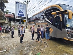 Jelang Mudik Lebaran, Kapolres Morut Ingatkan Sopir Bus Adhi Putra, Jangan Ugal-ugalan