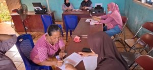 Bantu Warga Jelang Lebaran, Pemdes Mondowe Putuskan Semua Dana CSR Tahap Awal untuk Masyarakat