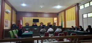Sidang Korupsi Belanja Barang dan Jasa Setda Morut: Terdakwa Bacakan Eksepsi