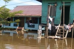 Tiga Desa di Petasia Barat Belum Tersentuh Bantuan, Partai NasDem Morut Siap Salurkan 300 Paket Bahan Sembako