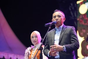 Gubernur Sulteng Apresiasi Antusiasme Warga di Semarak Nambaso 2025