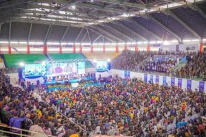 5000 Lebih Kades dan Perangkat Hadiri Peluncuran Gerakan Nasional Koperasi Merah Putih di Palu