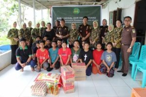 Bakti Sosial dan Anjangsana Peringatan HUT IAD ke-XXV di Morut Berlangsung Hangat