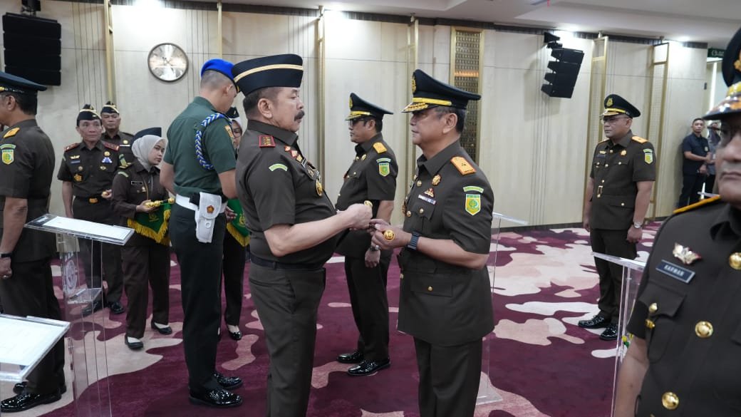 Resmi Menjabat Kajati Sulteng, Ini Amanat Jaksa Agung Untuk Nuzul Rahmat R