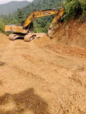 PT. GNI Hadir Akses Terisolir Desa Tanauge Terbuka