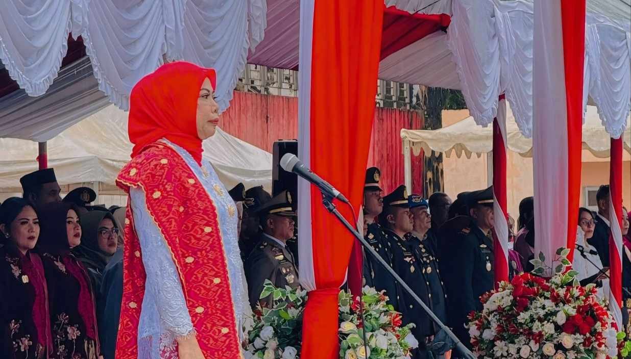 Ketua DPRD Morut Tampil Menawan di HUT Kemerdekaan ke-80