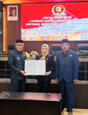 DPRD Morowali Utara Gelar Rapat Paripurna Laporan Bapemperda dan Penutupan Masa Sidang