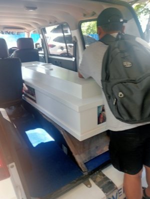Ambulance Relawan Kemanusiaan Doktor MDS Bantu Pengantaran Jenazah dari Undata ke Napu