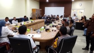 Demo Warga Kolonodale, Mencuat Permintaan “Uang Debu”