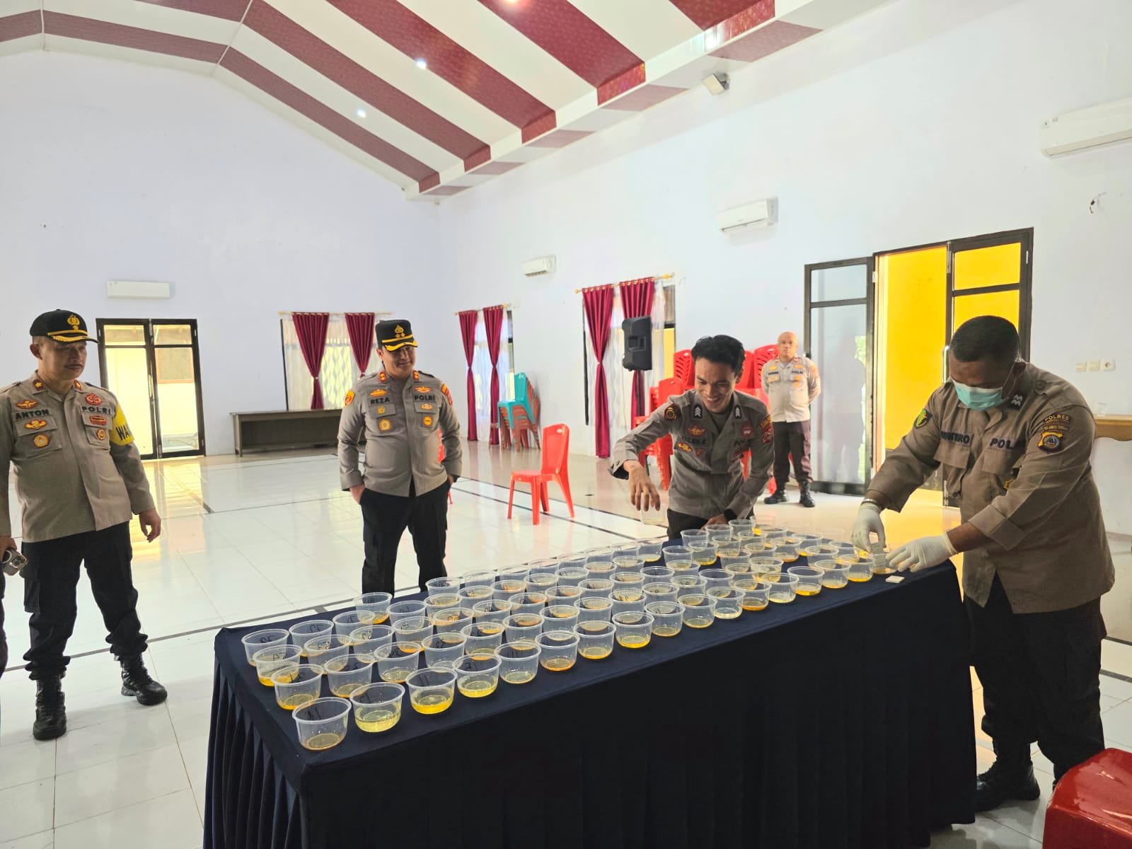 Polres Morowali Utara Gelar Tes Urine, 100 Personel Dinyatakan Negatif Narkoba