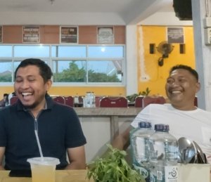 Bukber Bersama Jurnalis, Senyum dan Tawa Kasie Intel Kejari Morut Lebih Hangat dari Biasanya