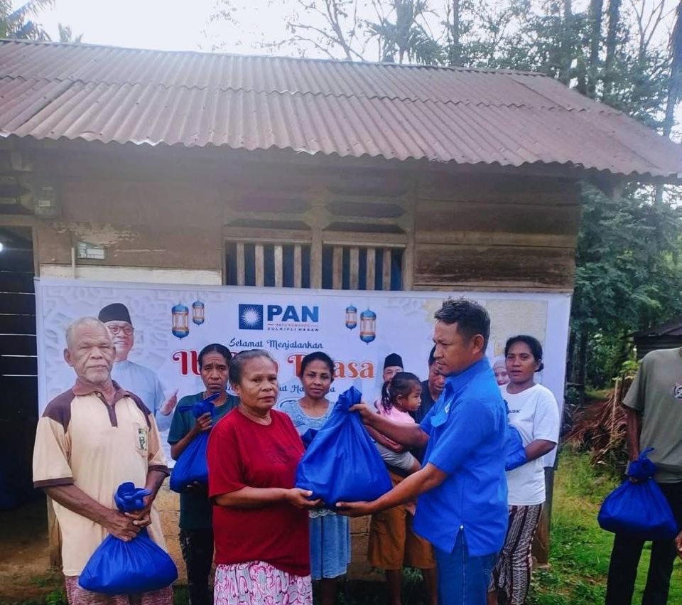 Jelang Idul Fitri, DPD PAN Morut Salurkan 500 Paket Sembako Lebaran untuk Warga di 10 Kecamatan