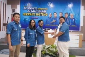 Edwin Purnawan Tampake Pegang Tiga Jabatan Ketua Sekaligus