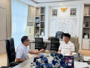 Sebelum Ambil Formulir Pendaftaran, ART Bertemu Anwar Hafid