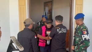 Dikawal Ketat TNI dan Polri, Kejaksaan Tangkap Mantan Bupati Morut