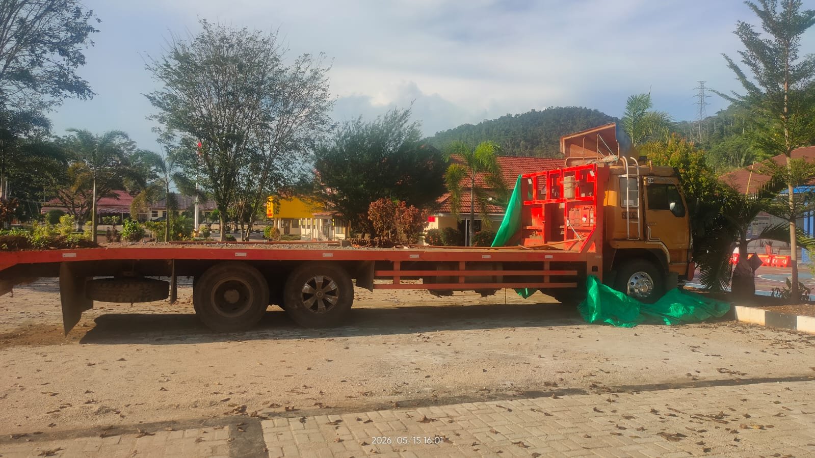 Polres Morut Naikan Kasus Kecelakaan Pdt. Yetty Engka ke Sidik. Doktor Mardiman Sane Akan Gugat Perdata Pemilik Tronton