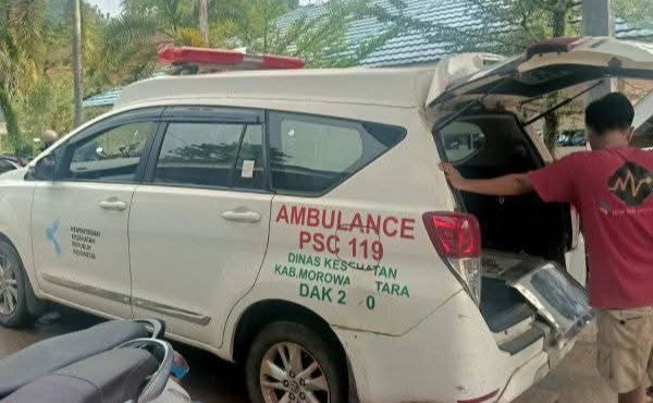 Kisah Kemanusiaan Doktor Mardiman dan Holiliana Bantu Biaya Ambulance Warga Era