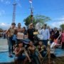 Ahmad Dg Mamala Bikin Panjat Pinang di Soyojaya Heboh, Hadiah Utama Motor Revo