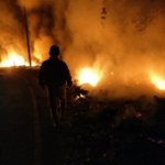 PT Sawit Jaya Abadi 2 Bergerak Cepat Bantu Padamkan Kebakaran di Desa Petiro