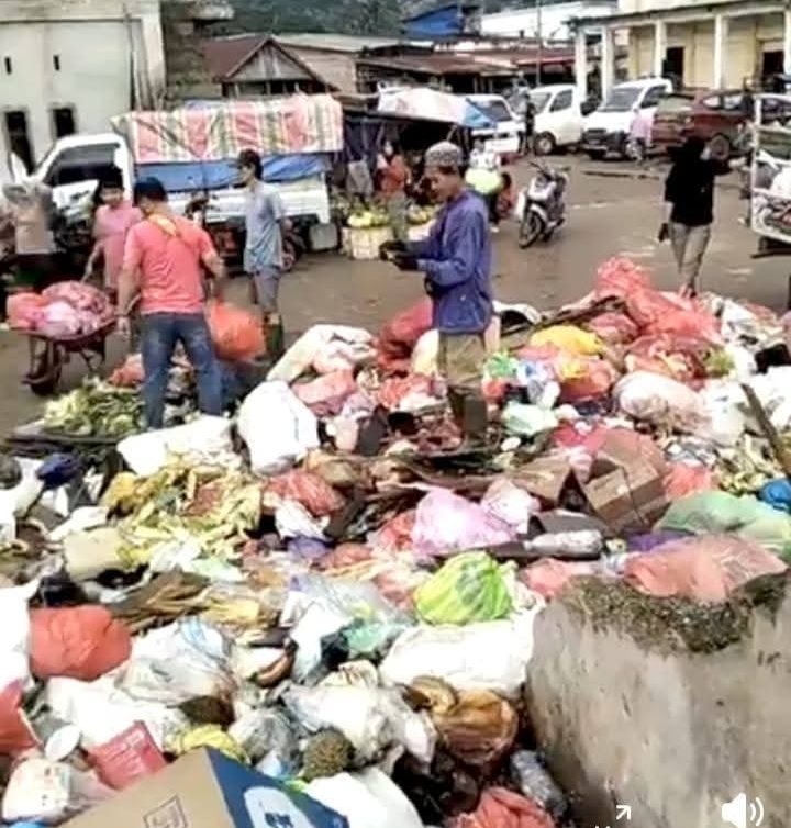 Minimnya Kesadaran Masyarakat Jadi Akar Persoalan Sampah di Kolonodale