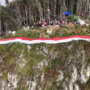 Bendera Merah Putih 81 Meter Terbentang di Puncak Gunung Ponteoa