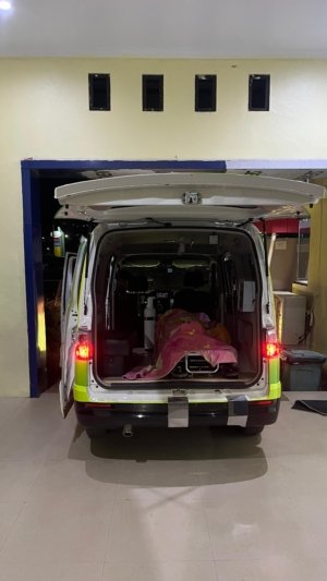 Datang Menjenguk Anak, Ibu Asal Palopo Meninggal di Morut, Ambulans Relawan Fauzan Mamala Bantu Kepulangan Jenazah