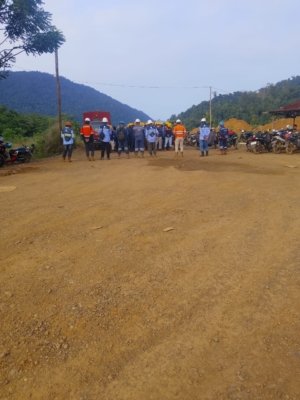 Warga Lakukan Pemalangan di PT. Enersteel
