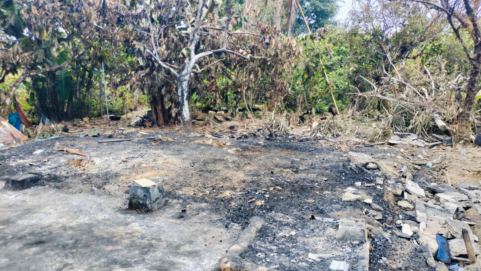 Ledakan Gas Hanguskan Rumah Warga di Soyojaya, H. Ambo Mai, Polisi, Pemdes dan Warga Bergerak Bersama