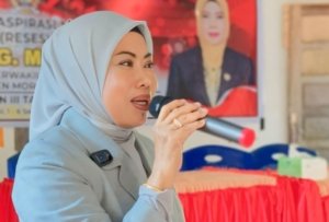 Warda Dg Mamala Sumbang Pribadi Total Rp120 Juta Saat Reses di Towara Pantai dan Ungkea
