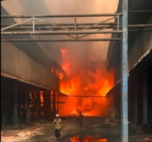 Breaking News: Pabrik PT. SPN di Londi Terbakar