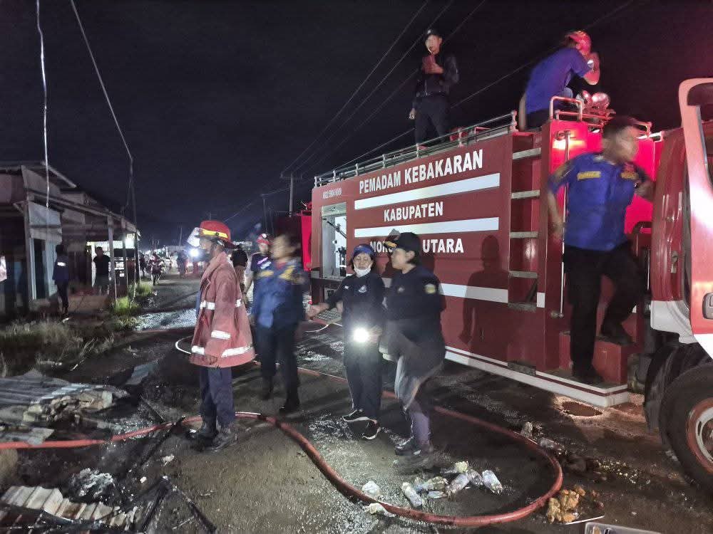 Dikepung Karhutla, Damkar Morut Bertaruh dengan Armada Tua Berusia 12 Tahun dan Kesulitan Anggaran